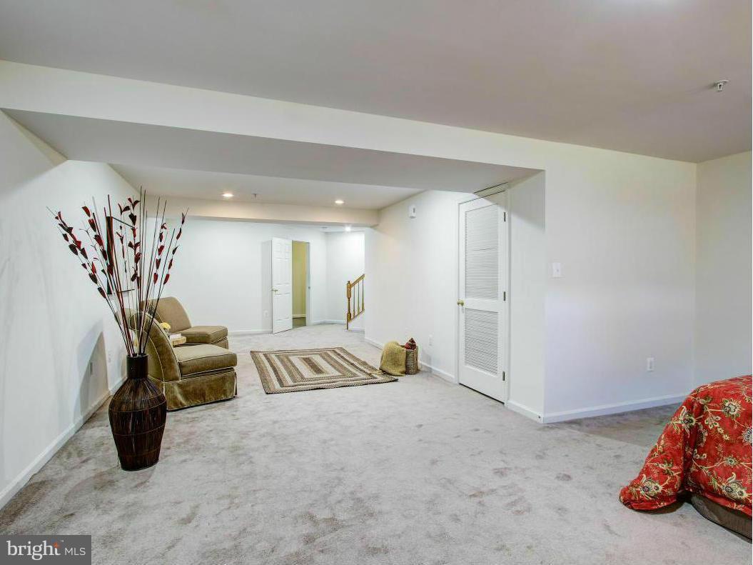 13922 Lullaby Road Germantown, MD 20874 - Photo 26 of 29 Basement