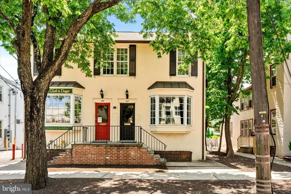 $2,265 | 347 Nassau Street, Unit B, Princeton, NJ 08540