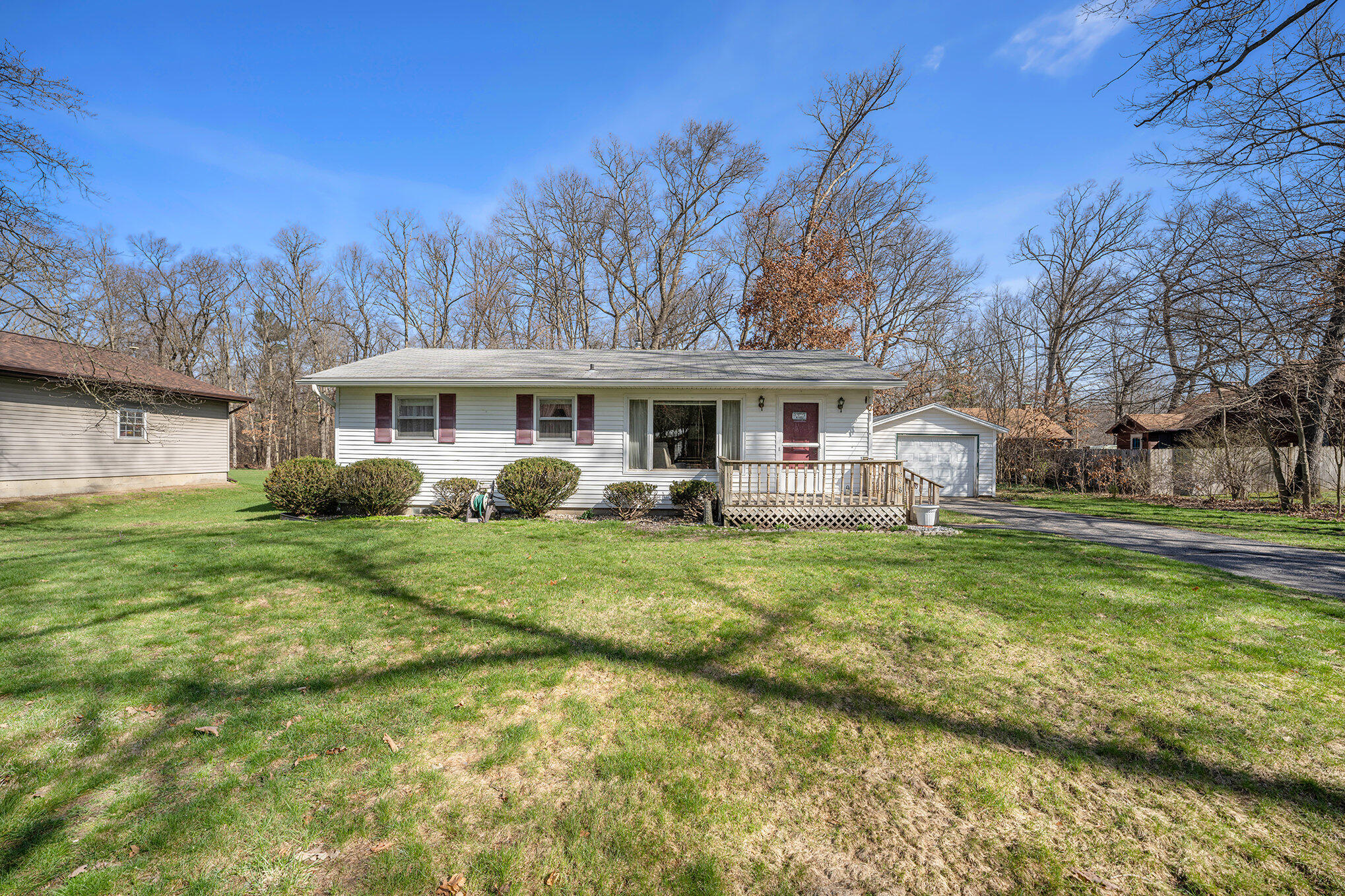 1258 Bridge Road Allegan, MI 49010 - Photo 3 of 19 002_dsc07421_403