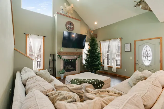 $355,900 | 100 Creekside Court, Coon Valley, WI 54623