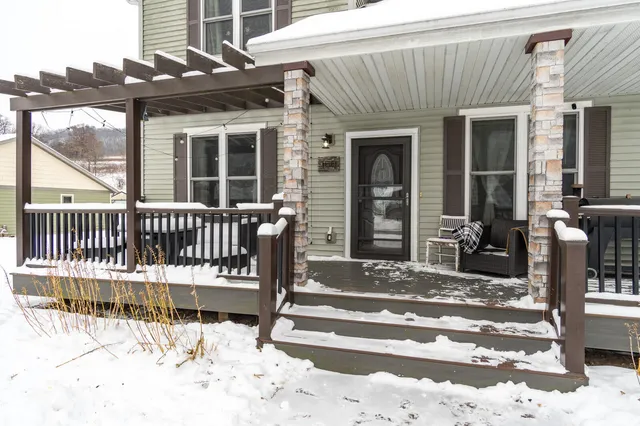 $355,900 | 100 Creekside Court, Coon Valley, WI 54623