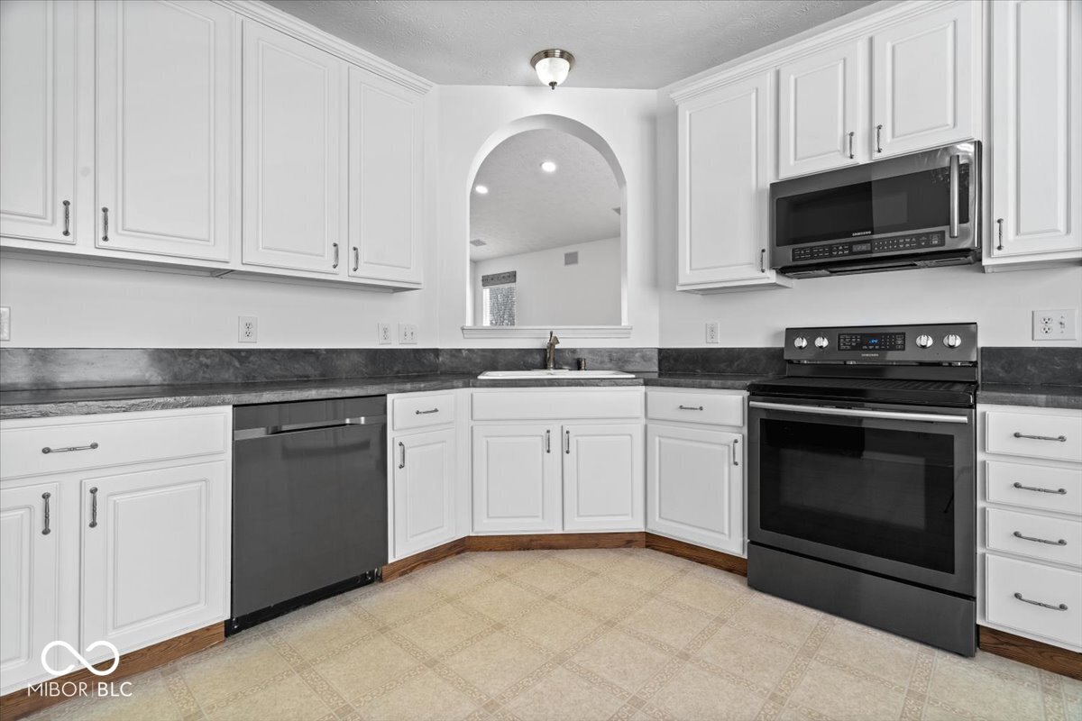 1256 Tenor Place Indianapolis, IN 46231 - Photo 17 of 40