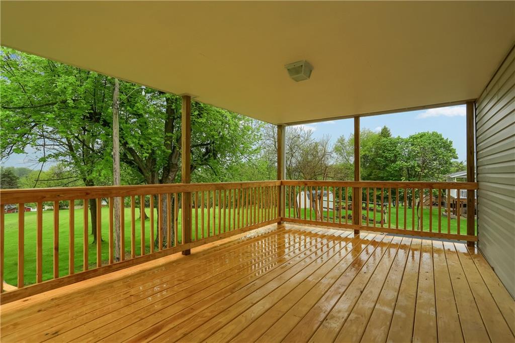 250 Lincoln Hall Road Elizabeth, PA 15037 - Photo 3 of 24 Gallery Image 3