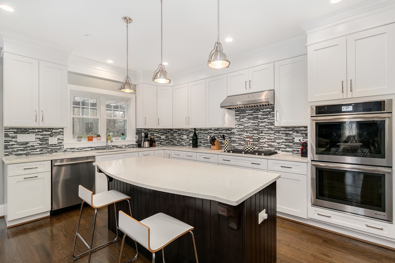 192 Gage Road Riverside, IL 60546 - Photo 12 of 41