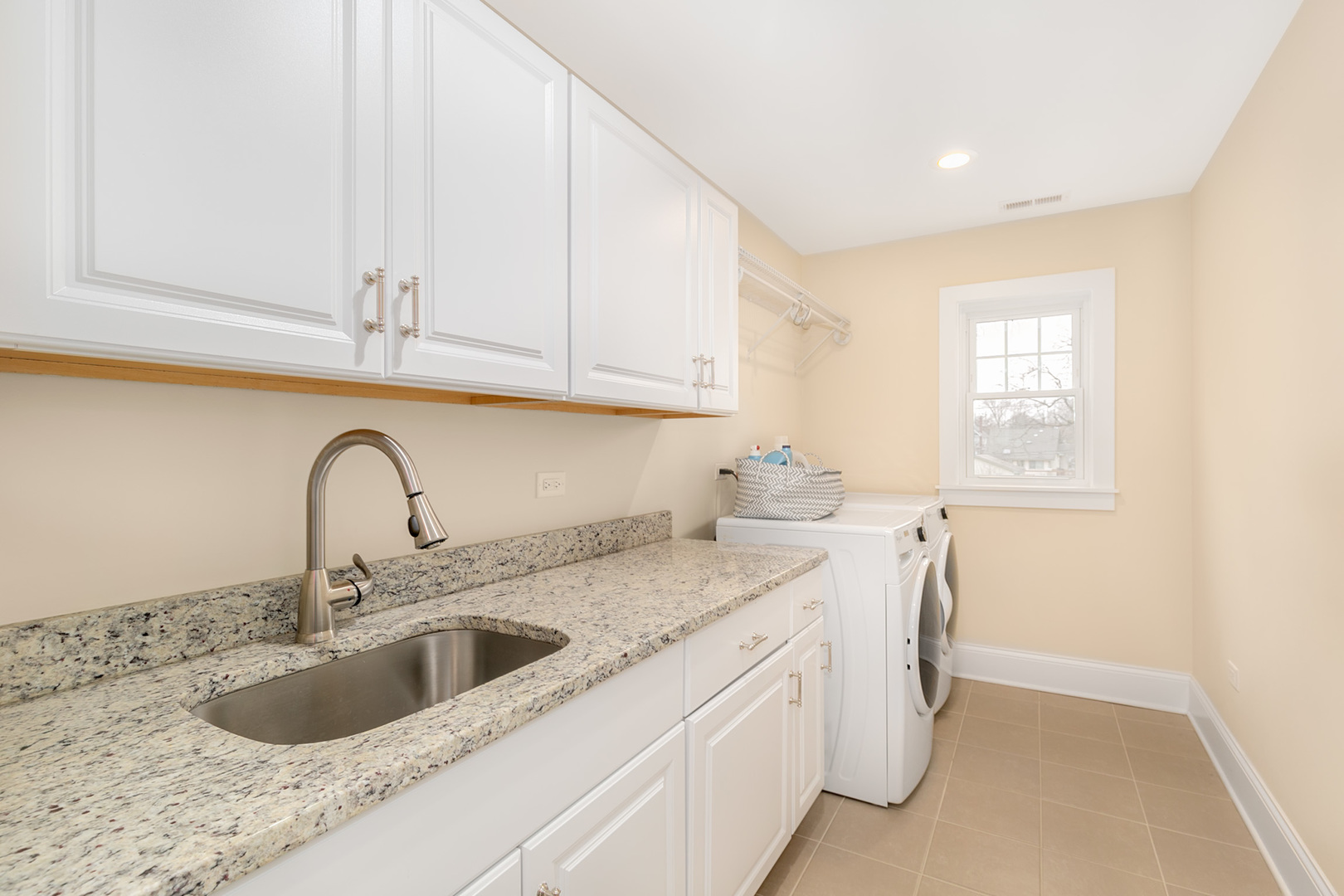 192 Gage Road Riverside, IL 60546 - Photo 20 of 41