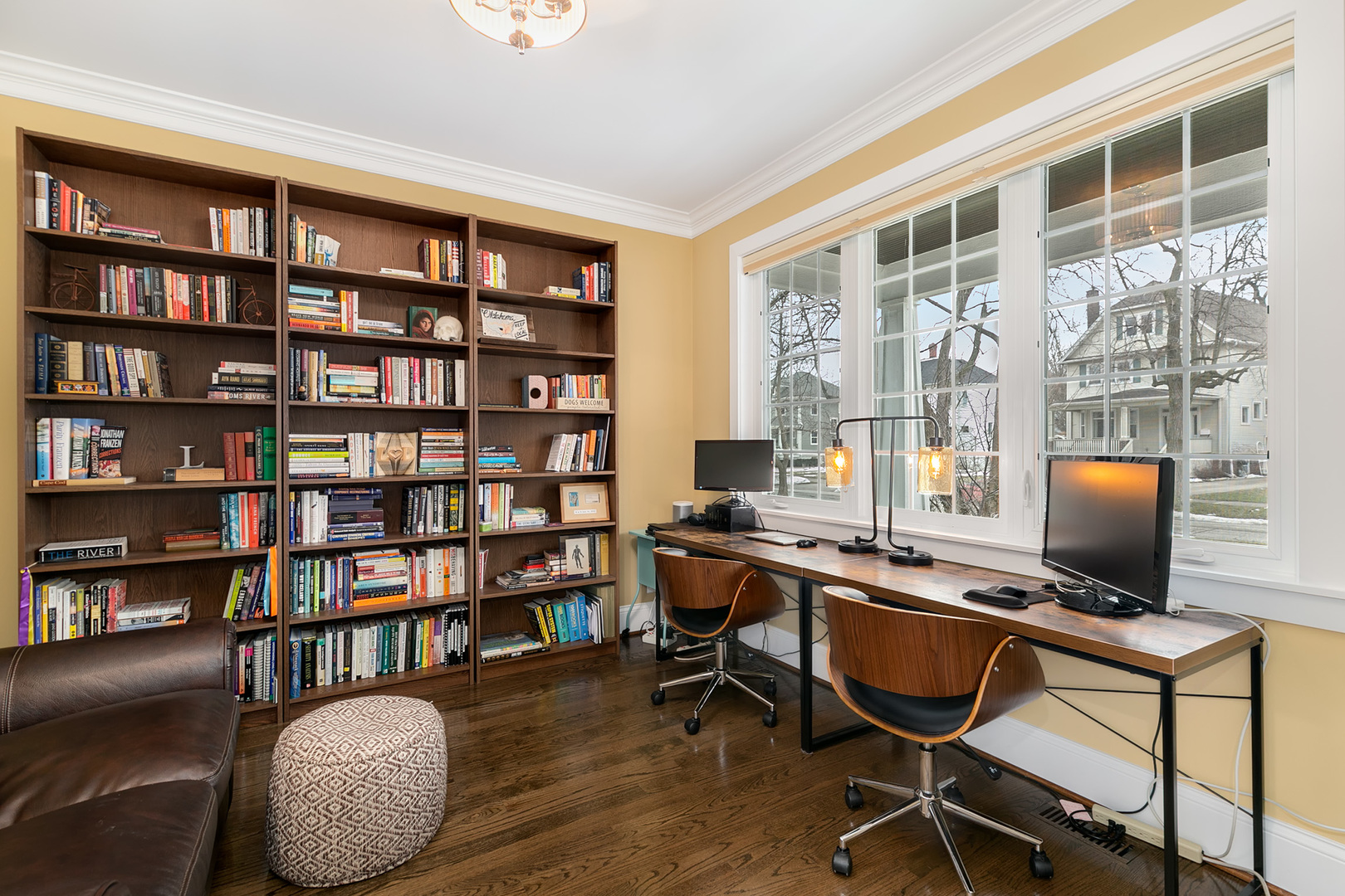 192 Gage Road Riverside, IL 60546 - Photo 5 of 41