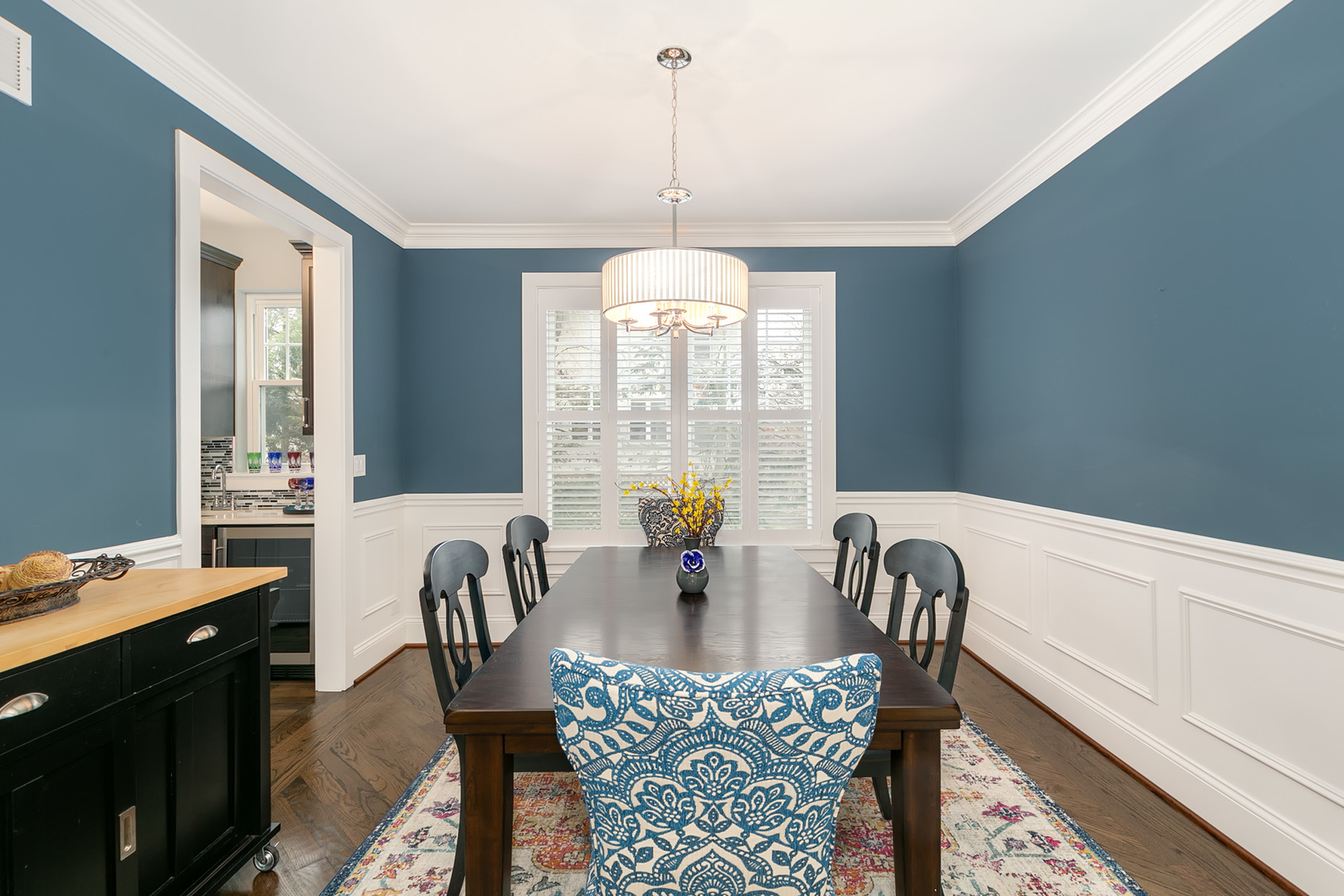 192 Gage Road Riverside, IL 60546 - Photo 7 of 41