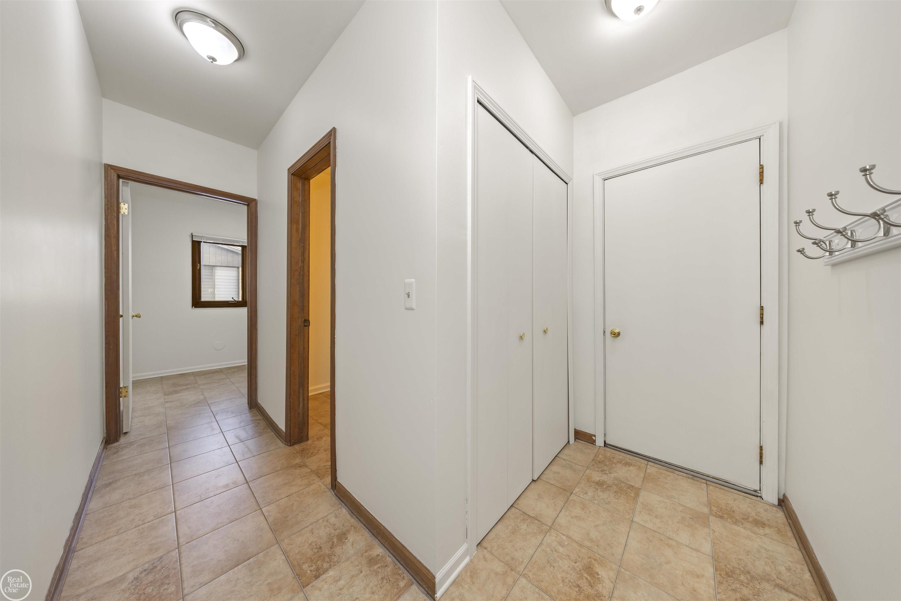 441 Silvervale Drive Rochester Hills, MI 48309 - Photo 30 of 65