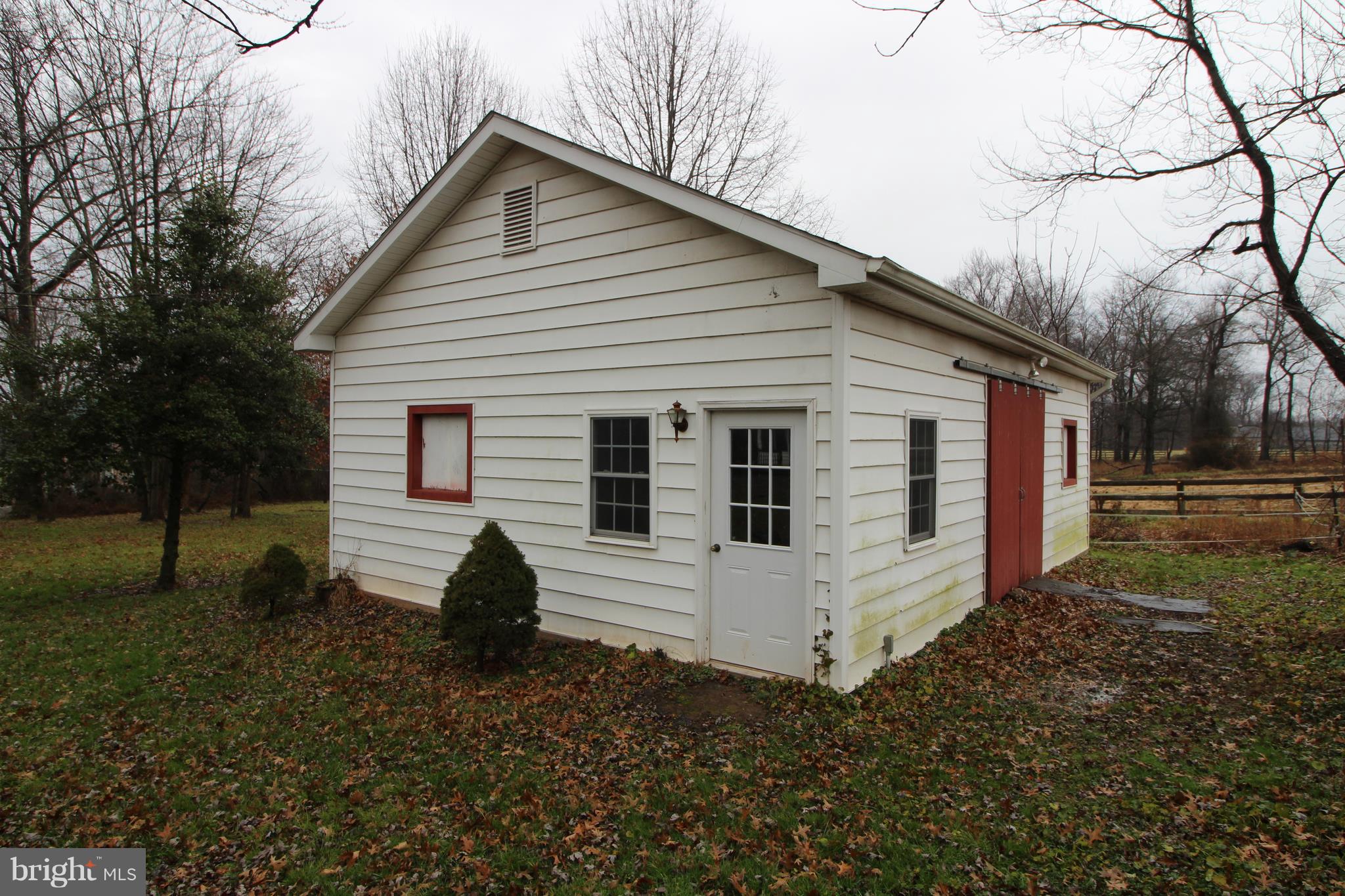 18522 Beallsville Road Poolesville, MD 20837 - Photo 6 of 24 Large Shed/Stable/Shop