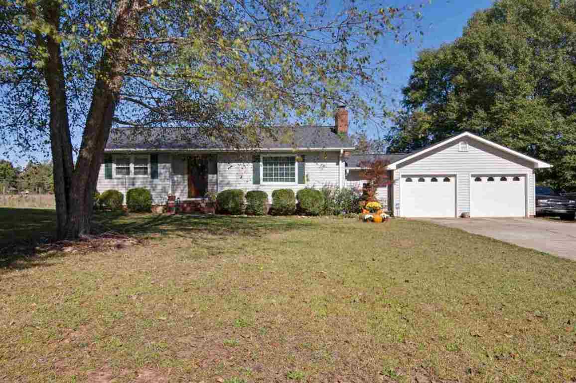 1458 Cheddar Road Belton, SC 29627 - Photo 1 of 19