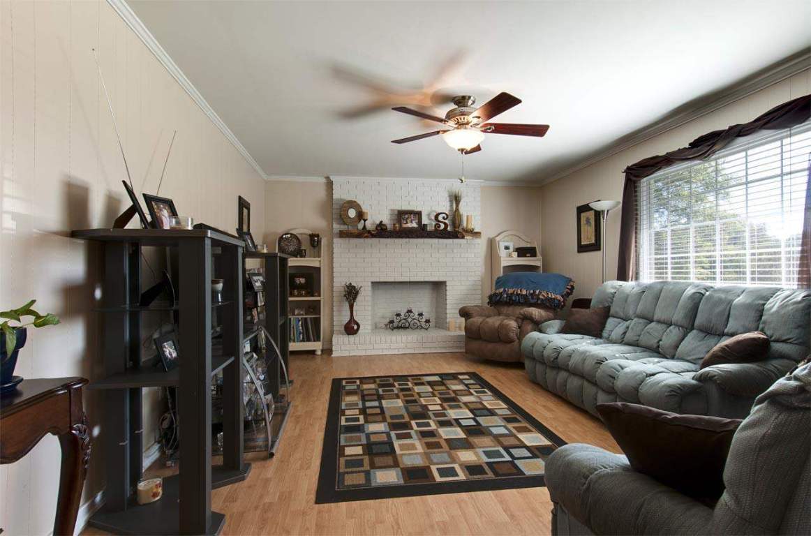 1458 Cheddar Road Belton, SC 29627 - Photo 2 of 19
