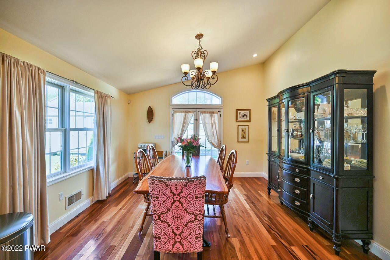 113 Norfolk Way Scranton, PA 18504 - Photo 17 of 52