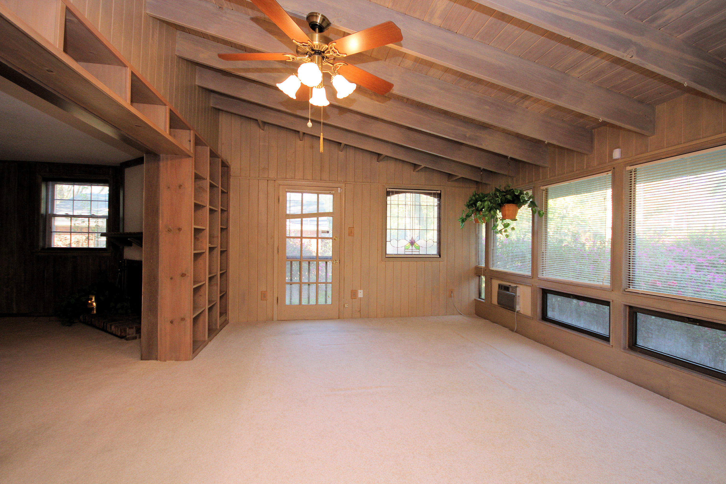 601 Lakeview Road Northwest Fort Walton Beach, FL 32547 - Photo 21 of 58 601LakeviewFloridaRoom4