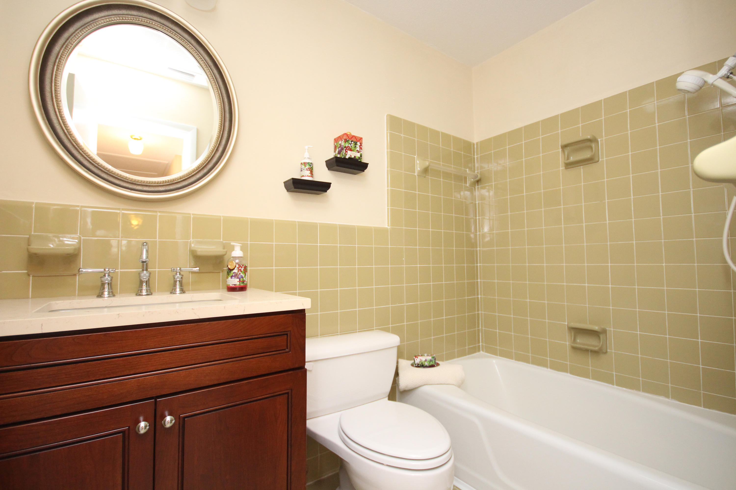 601 Lakeview Road Northwest Fort Walton Beach, FL 32547 - Photo 35 of 58 601LakeviewVVBthr