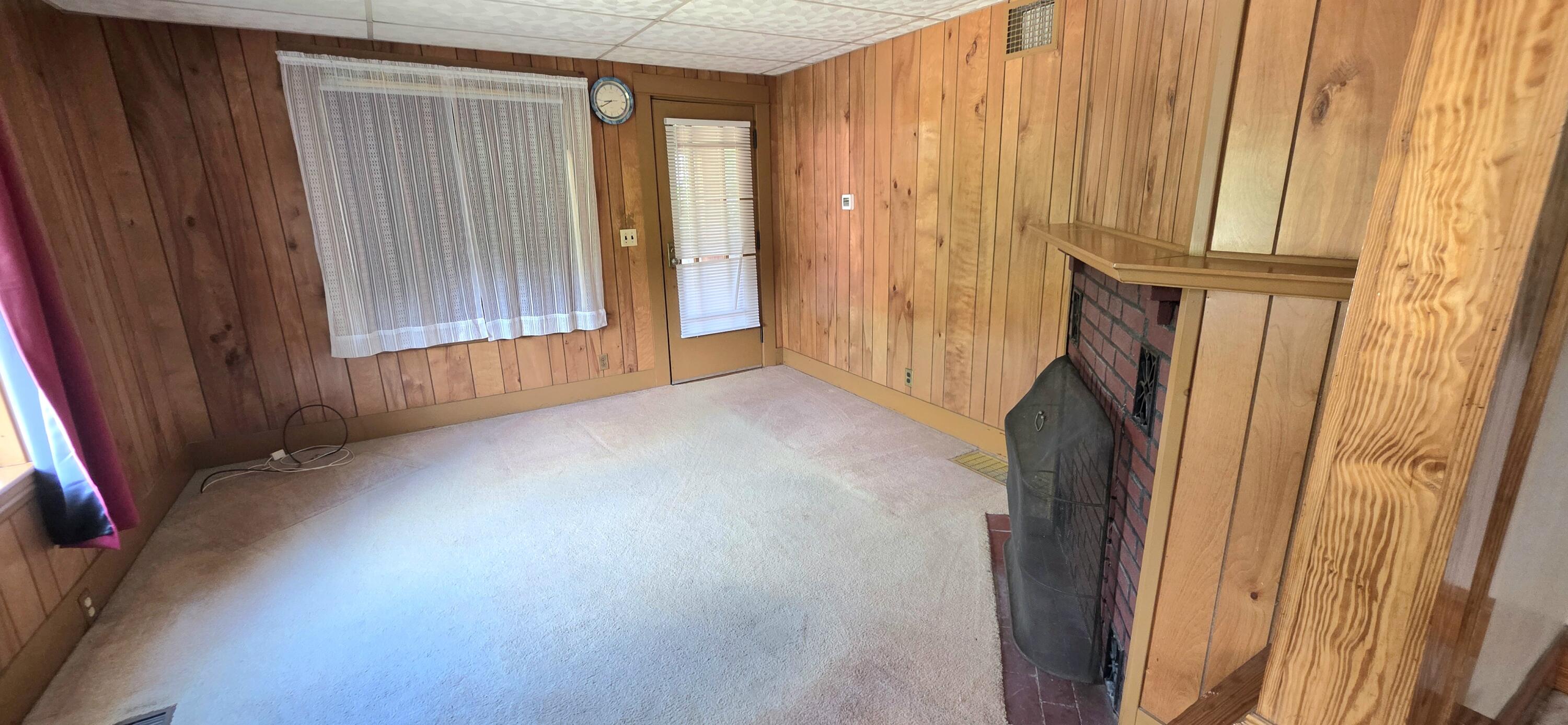 73 Elmwood Road Auburn, ME 04210 - Photo 20 of 44 20260826_113455