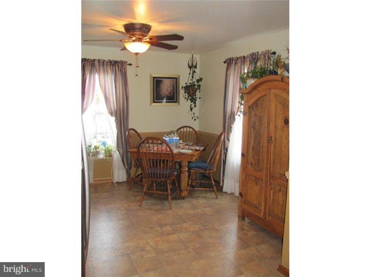 140 Eaton Road Pennsville, NJ 08070 - Photo 8 of 24 Dining Room