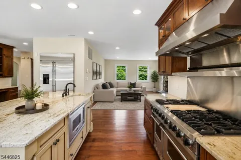 $1,895,000 | 11 Fairwood Road, Madison, NJ 07940
