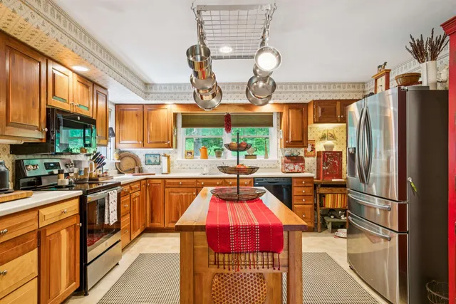 $875,000 | 233 Brothers Road, Hartland, VT 05048