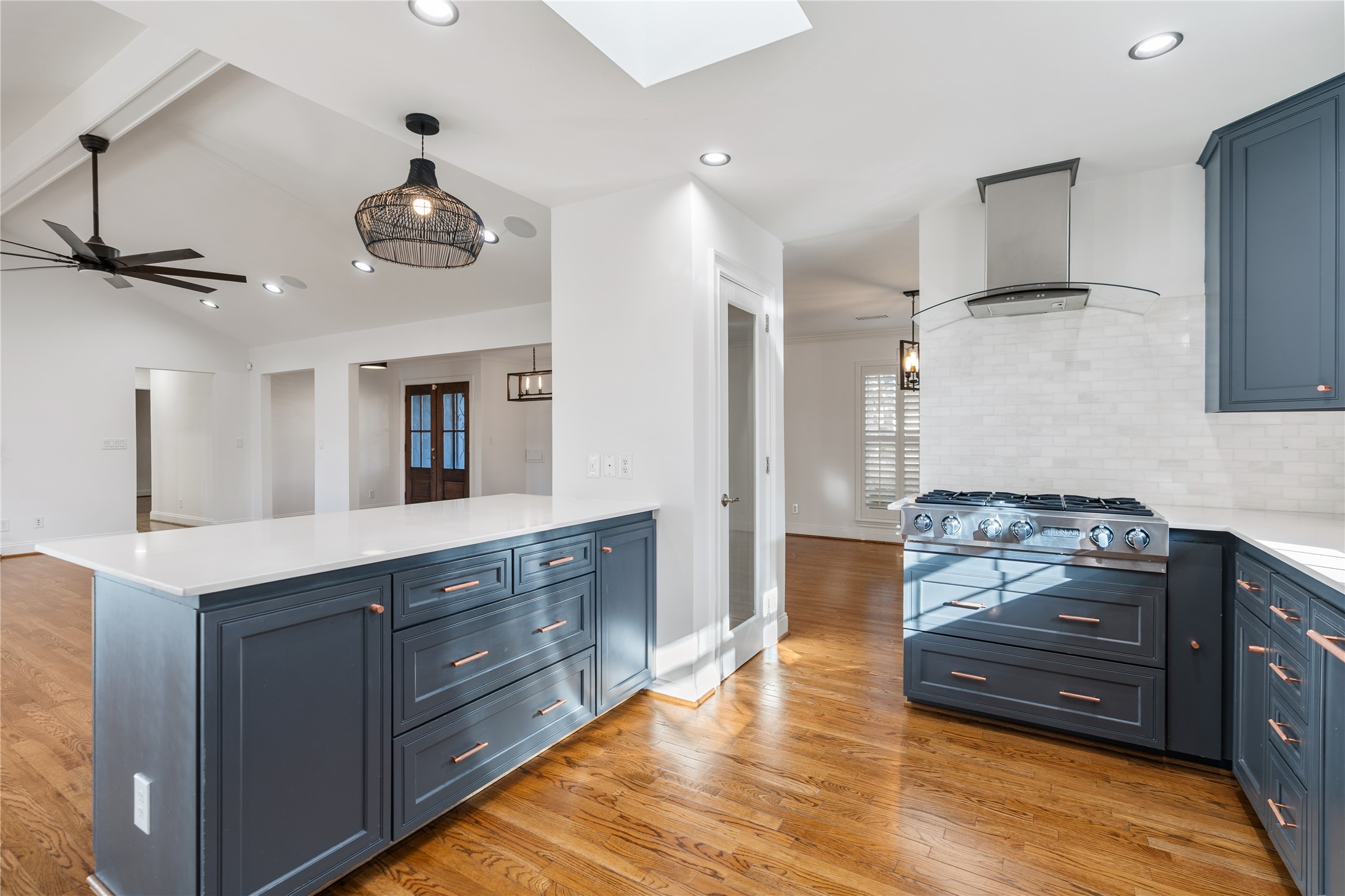 3625 Ascot Lane Houston, TX 77018 - Photo 13 of 38