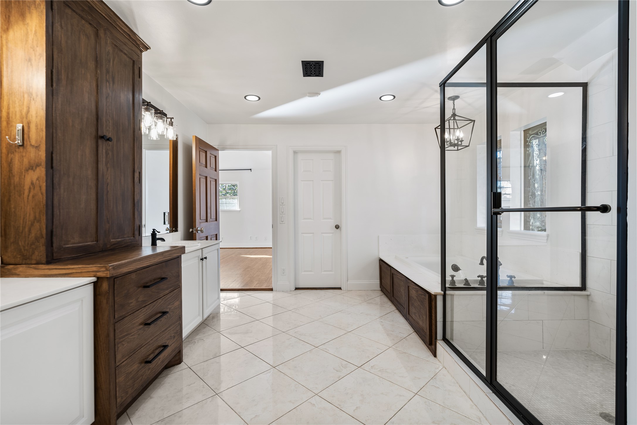 3625 Ascot Lane Houston, TX 77018 - Photo 29 of 38