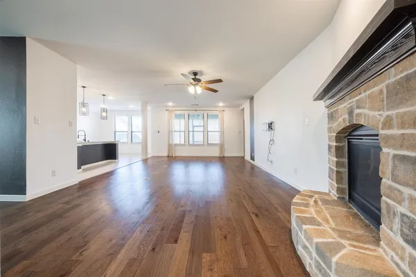 $2,795 | 1644 Pegasus Drive, Forney, TX 75126