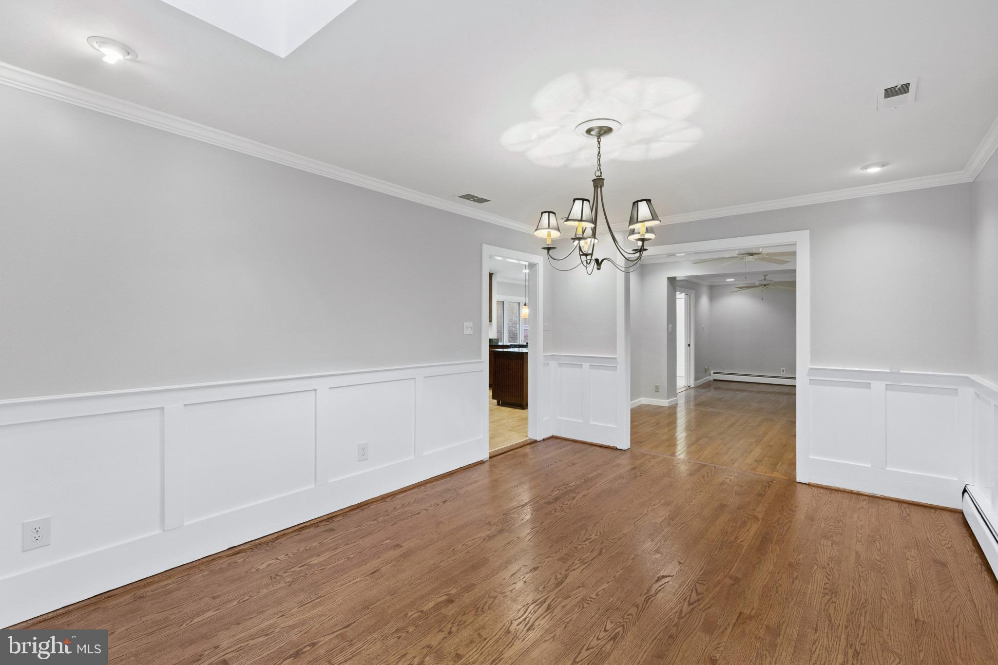 4 Tower Road Severna Park, MD 21146 - Photo 15 of 49 Dining area
