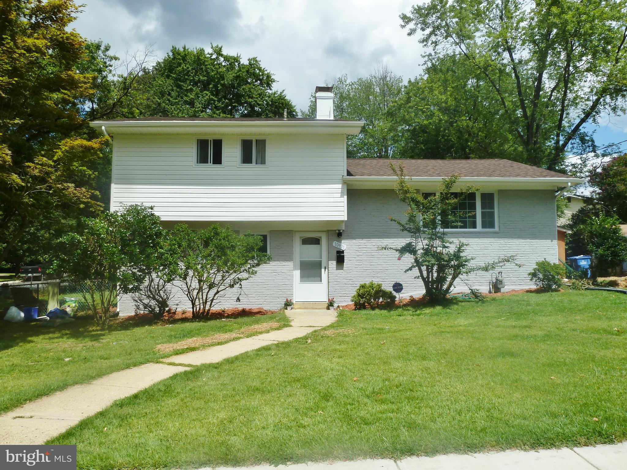 10921 Breewood Road Silver Spring, MD 20901 - Photo 2 of 30 Exterior (Front)