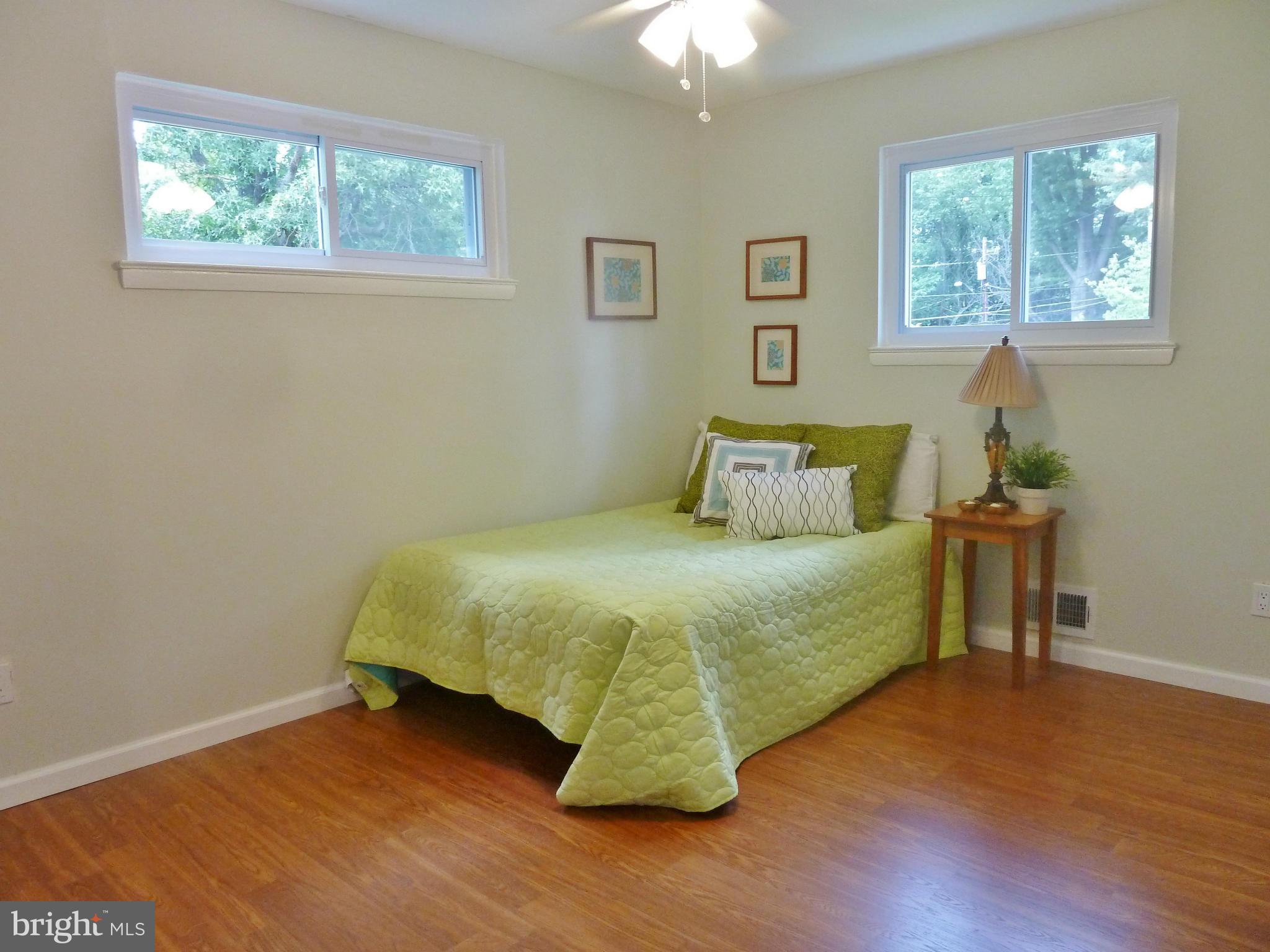 10921 Breewood Road Silver Spring, MD 20901 - Photo 17 of 30 Bedroom