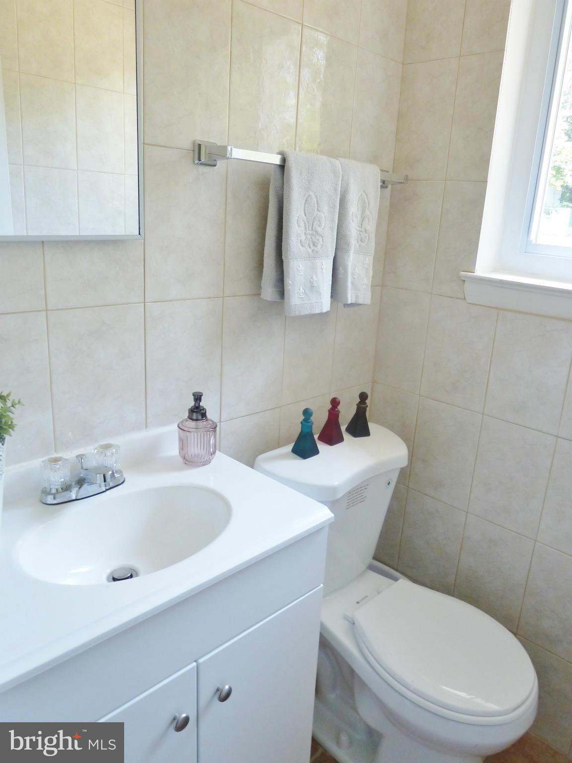 10921 Breewood Road Silver Spring, MD 20901 - Photo 24 of 30 HALF BATH