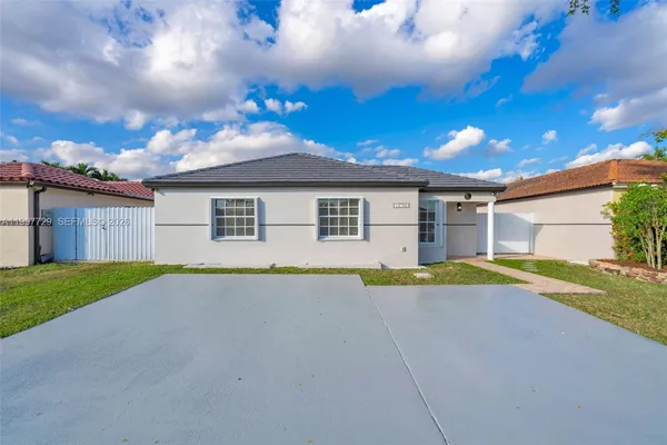 $3,500 | 14755 Southwest 82nd Terrace, Miami, FL 33193