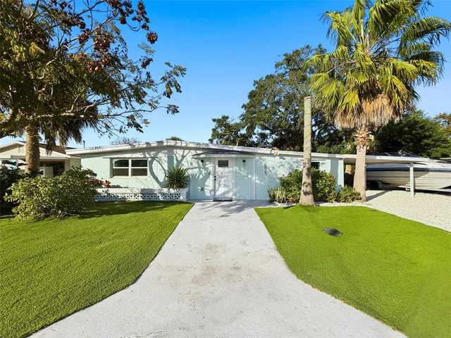 $329,975 | 6827 Sanderling Lane, Hudson, FL 34667