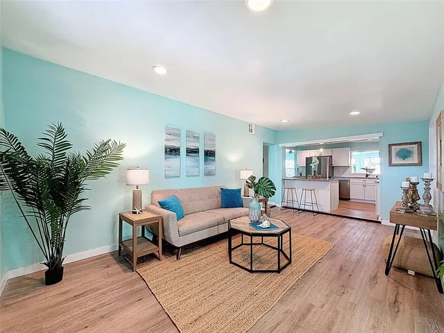 $329,975 | 6827 Sanderling Lane, Hudson, FL 34667