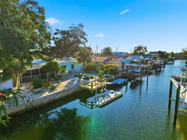 $329,975 | 6827 Sanderling Lane, Hudson, FL 34667