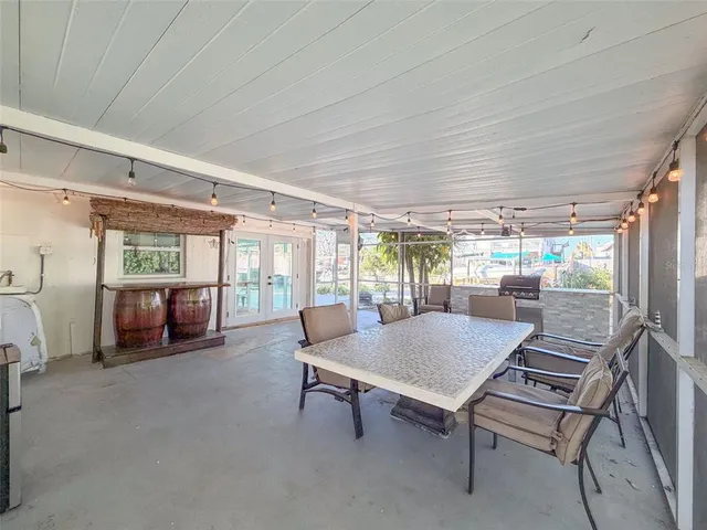 $329,975 | 6827 Sanderling Lane, Hudson, FL 34667