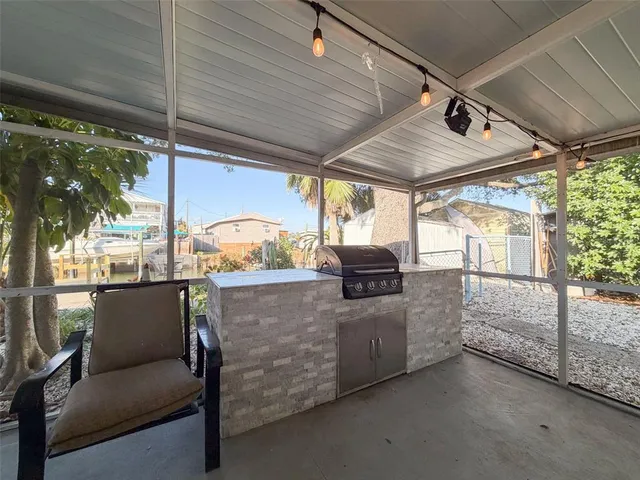 $329,975 | 6827 Sanderling Lane, Hudson, FL 34667