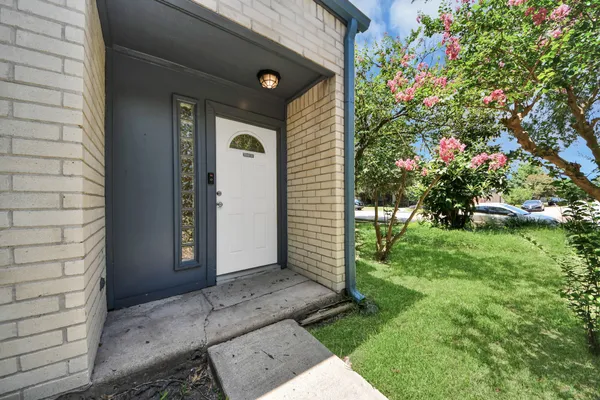 $1,650 | 9001 Imogene Street, Unit A, Houston, TX 77036