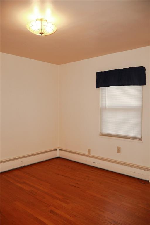 345 Siebert Road Pittsburgh, PA 15237 - Photo 13 of 43 Located on the 1st floor, 12X11, laminate flooring, hot water baseboard heat.