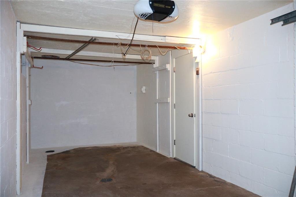 345 Siebert Road Pittsburgh, PA 15237 - Photo 38 of 43 One car integral garage with auto door opener