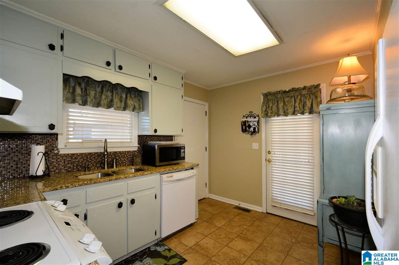 104 5th Place Pleasant Grove, AL 35127 - Photo 14 of 32