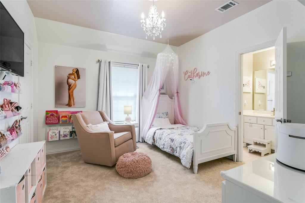 1509 Blue Mesa Road Carrollton, TX 75007 - Photo 27 of 35 Guest room #1 with en-suite
