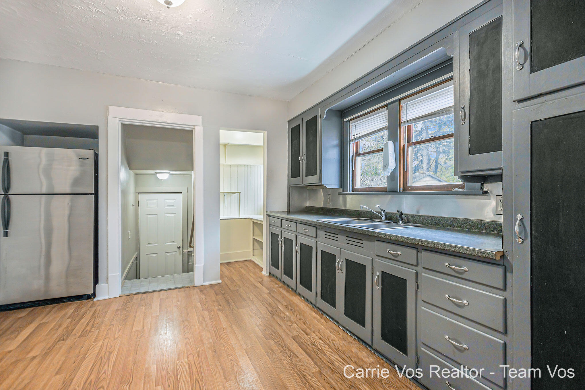 1116 Spring Street Muskegon, MI 49442 - Photo 7 of 28 Kitchen