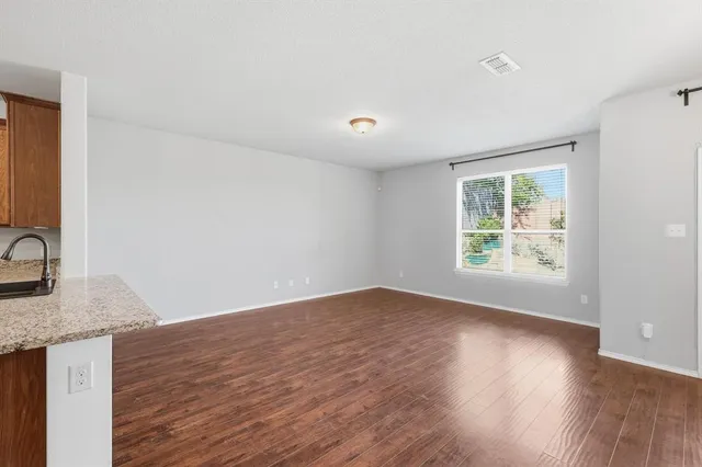 $359,900 | 5201 Sea Cove Lane, Denton, TX 76208