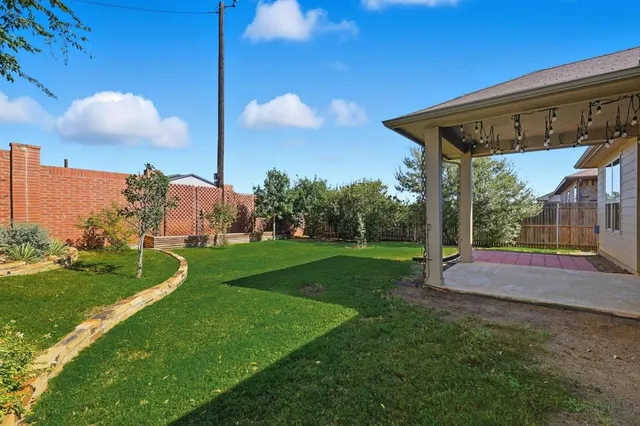 $359,900 | 5201 Sea Cove Lane, Denton, TX 76208