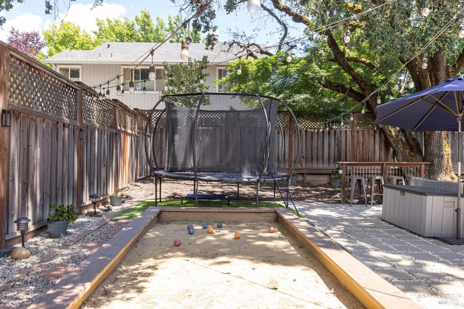 355 Pollard Way Windsor, CA 95492 - Photo 9 of 26