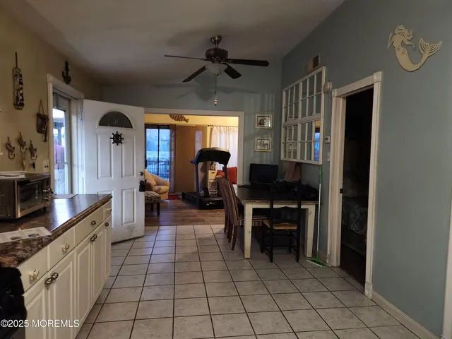 $385,000 | 14 West Thames Road, Little Egg Harbor, NJ 08087