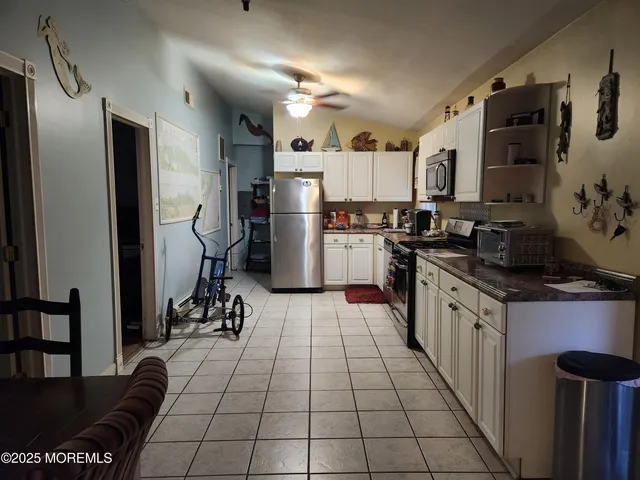 $385,000 | 14 West Thames Road, Little Egg Harbor, NJ 08087