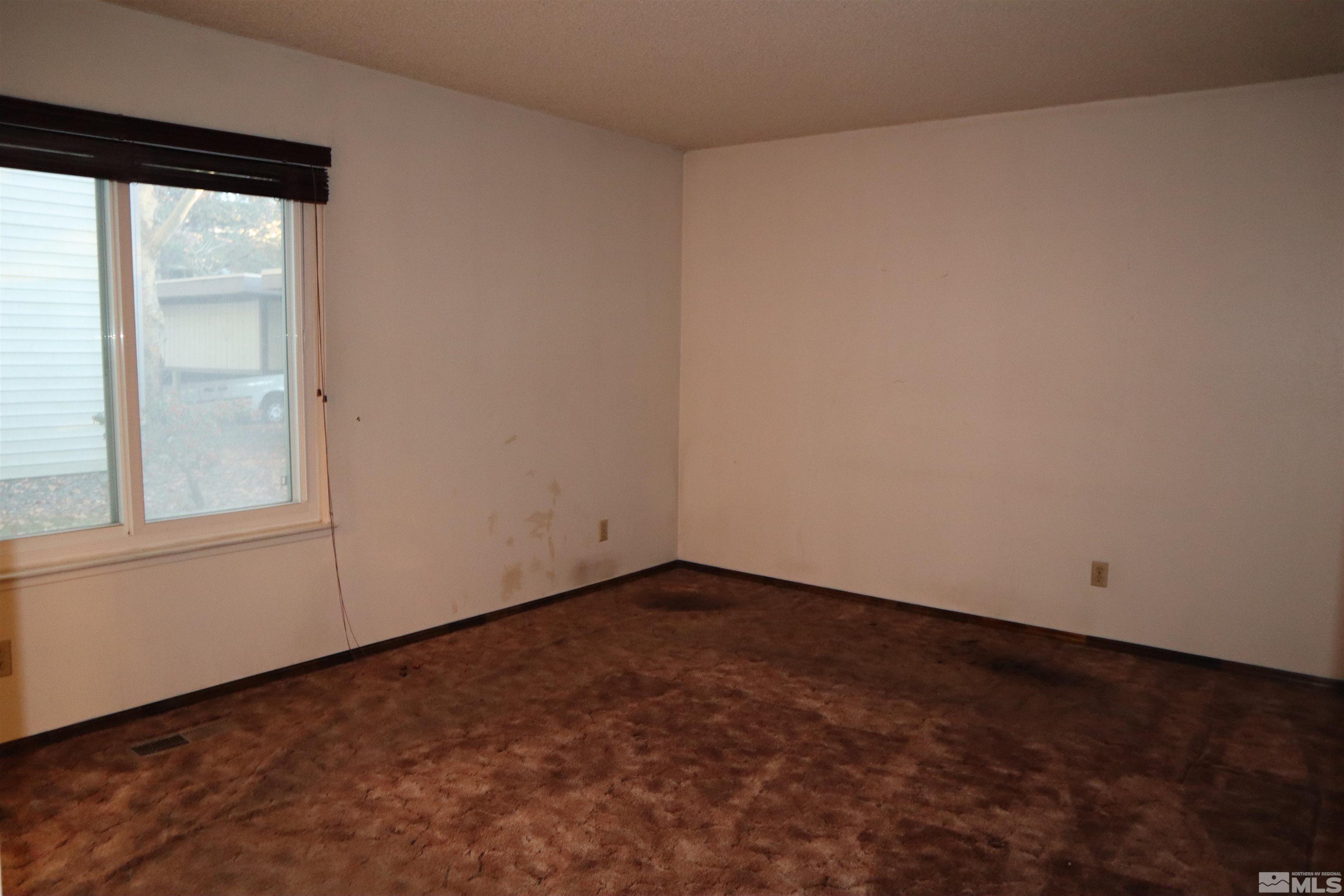 2347 Roundhouse Road Sparks, NV 89431 - Photo 11 of 18 Photo 11