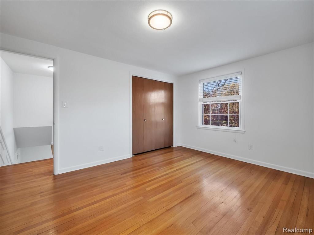 18551 Riverside Drive Beverly Hills, MI 48025 - Photo 33 of 58