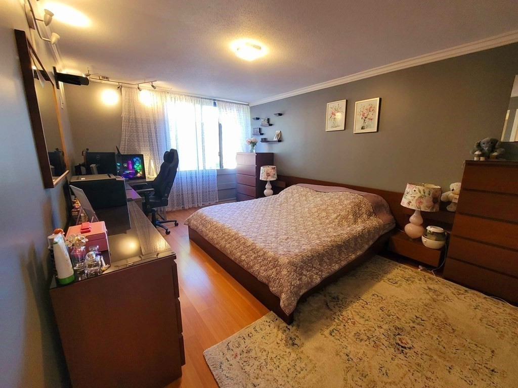 406 Paradise Road, Unit PH M Swampscott, MA 01907 - Photo 12 of 16 Gallery Image 12