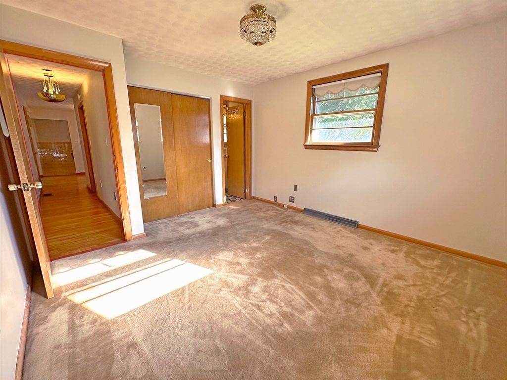 333 Clark Road Lowell, MA 01852 - Photo 14 of 27